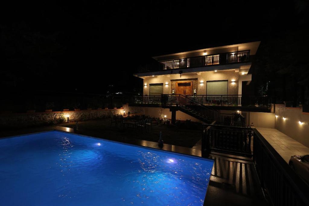 Monarch Luxury Villa Mahabaleshwar, Panchgani Updated 2023 Prices