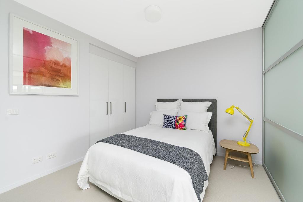 CityStyle Apartments - BELCONNEN - Een Appartement Met Een Slaapkamer Met Balkon