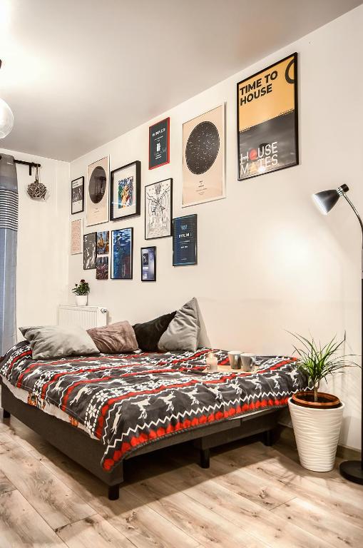 Urocze mieszkanie z ogródkiem i bezpłatny parking - 6