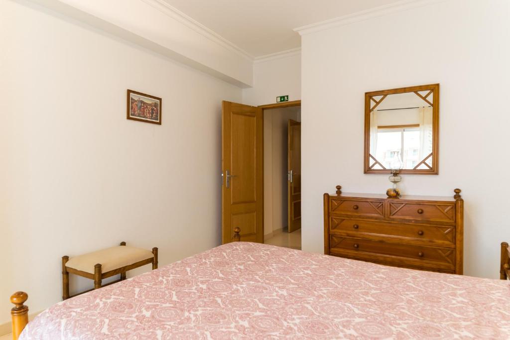 Postel nebo postele na pokoji v ubytování Akisol Porches White