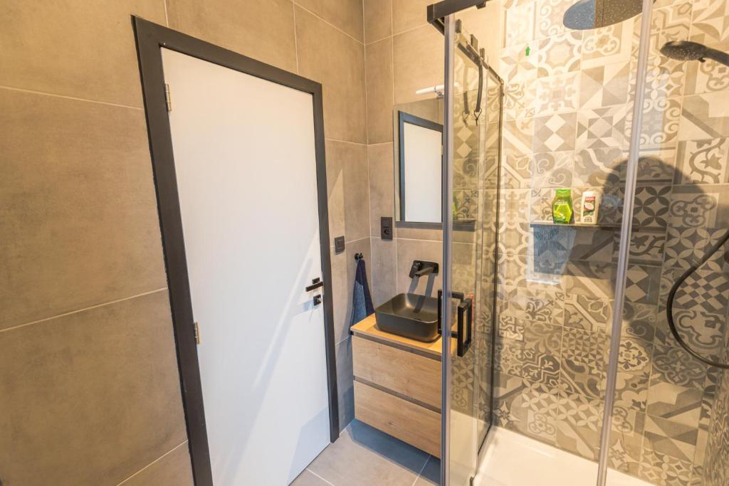 Koupelna v ubytování Golden Dove Luxury Aparts