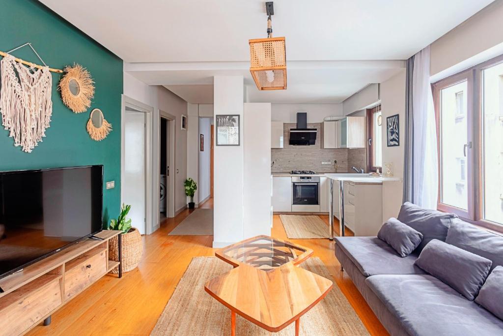Charming Flat with Central Location in Nisantasi, Istanbul Updated