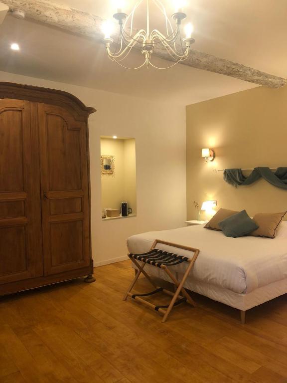 Château le Bouïs - Double Room