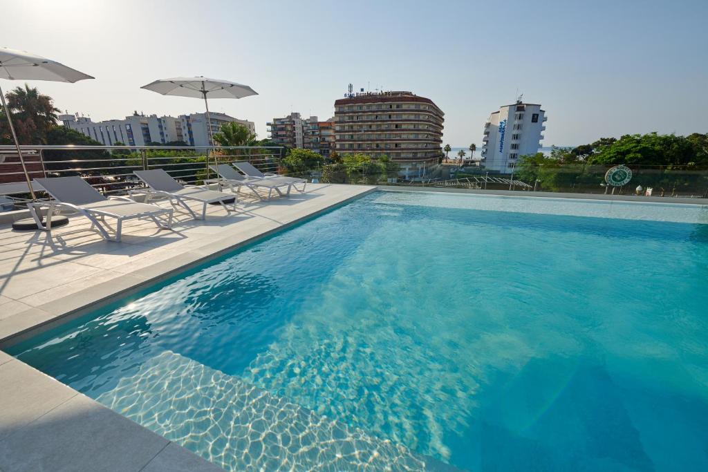 DWO Sirius - Adults Only, Santa Susanna – Bijgewerkte prijzen ...