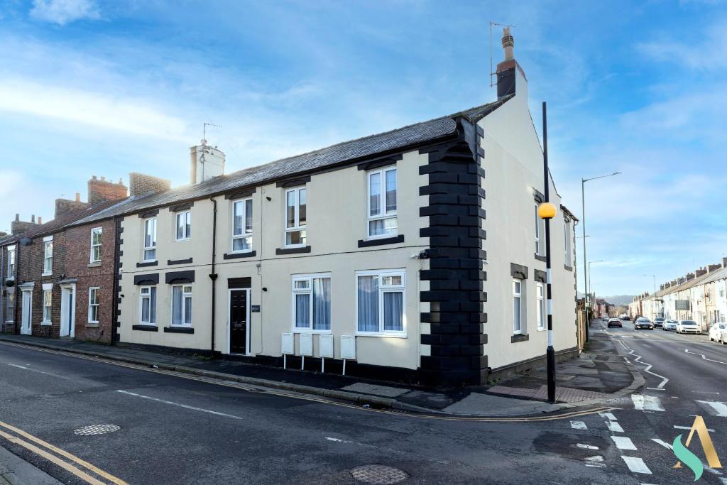 Globe Apartments, Guisborough (updated prices 2024)