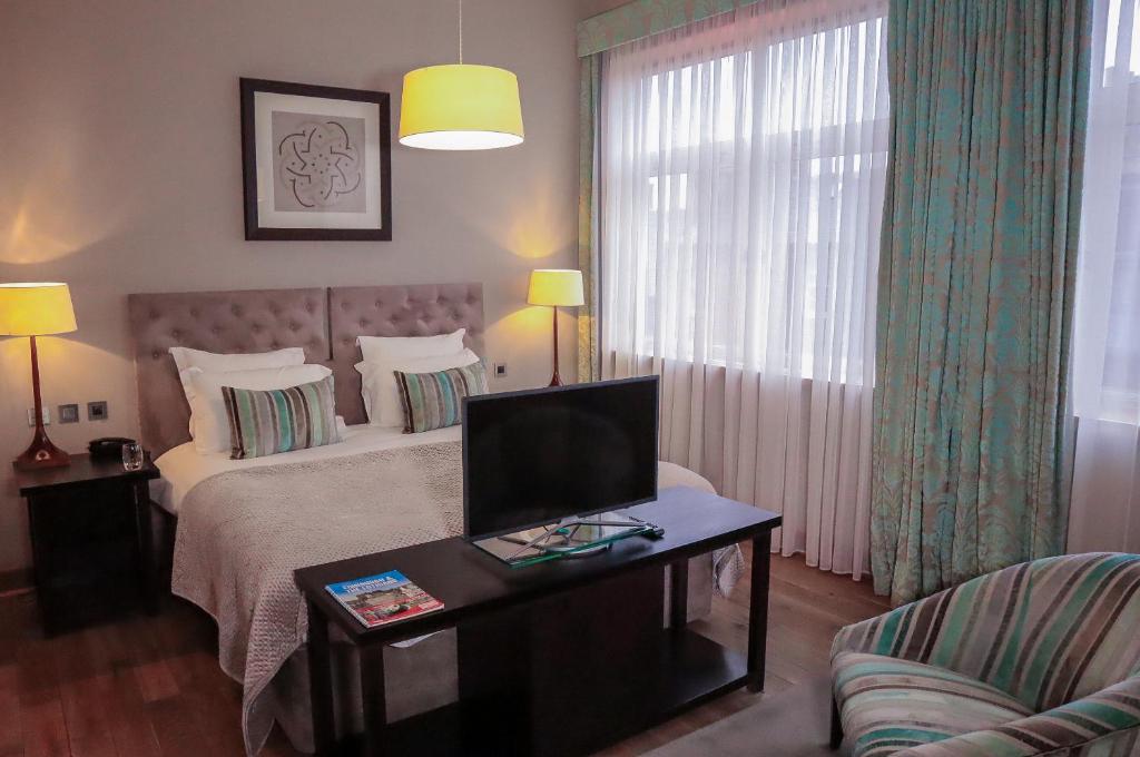 Tigerlily - Resim 24