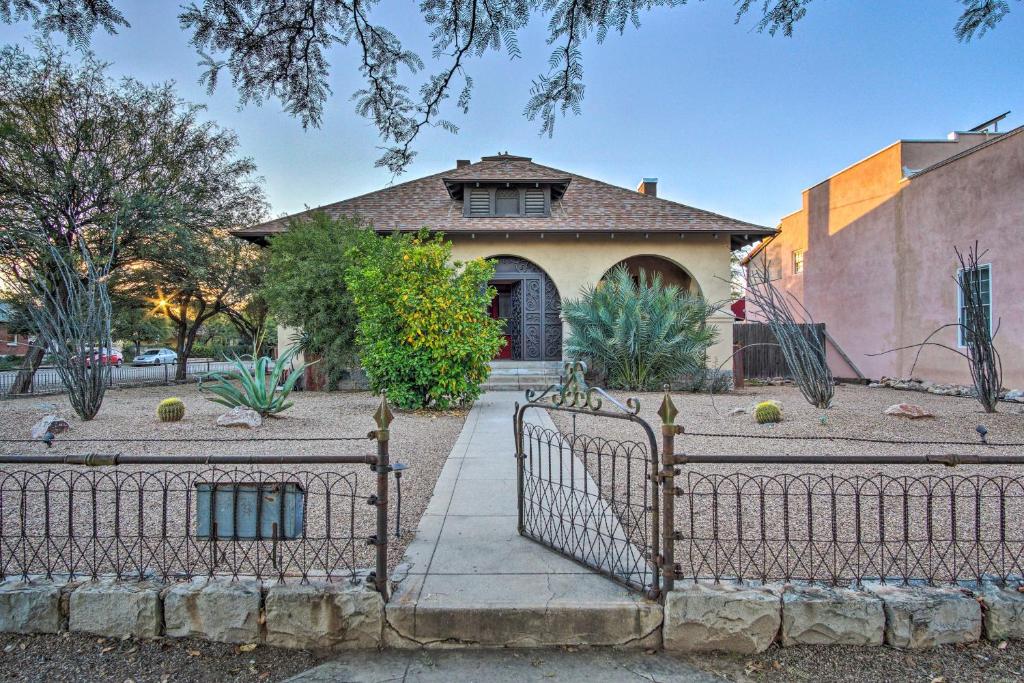 Stunning Tucson Retreat in Armory Park!, Tucson (precios actualizados 2024)