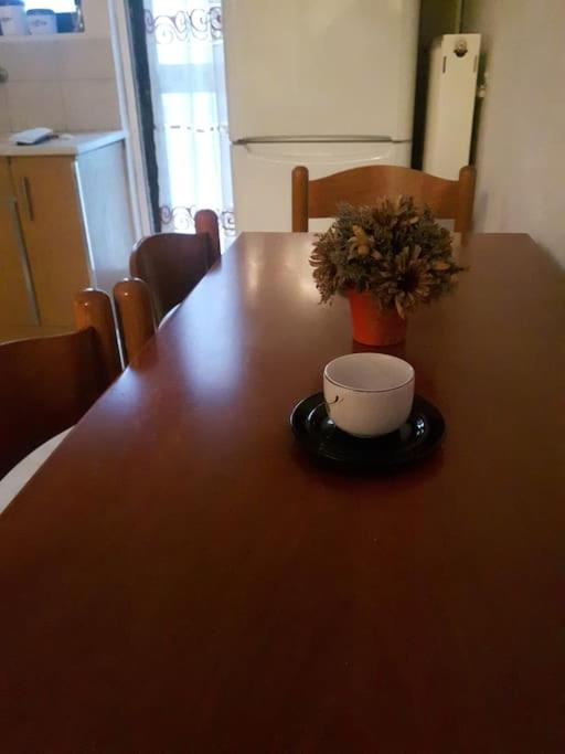 Fotografie z fotogalerie ubytování Cosy and roomy 78m2(Μονοκατοικία) v destinaci Piraeus
