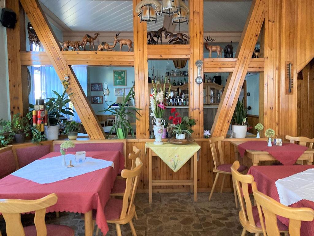 Restaurace v ubytování Hotel Zur Henne