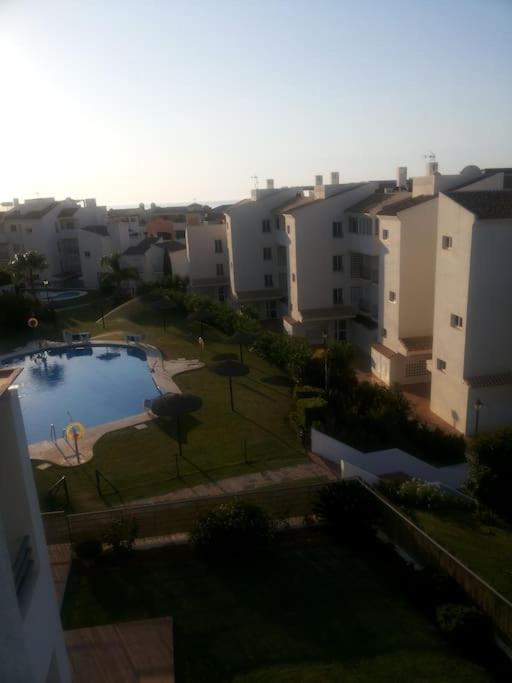 Fotografia z galérie ubytovania Apartamento Ático Buganvillas v destinácii San Luis de Sabinillas