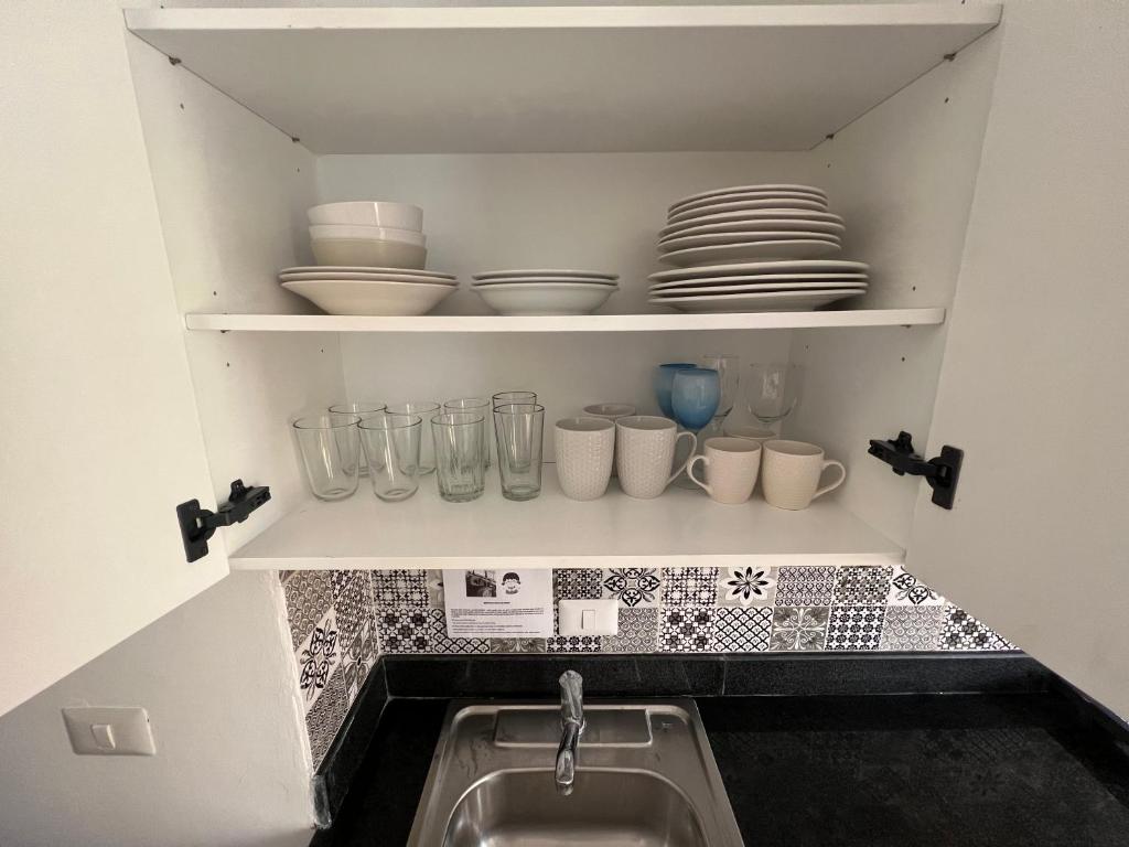 Una cocina o cocineta en hotel DUCASSI Sol Cariba Punta Cana