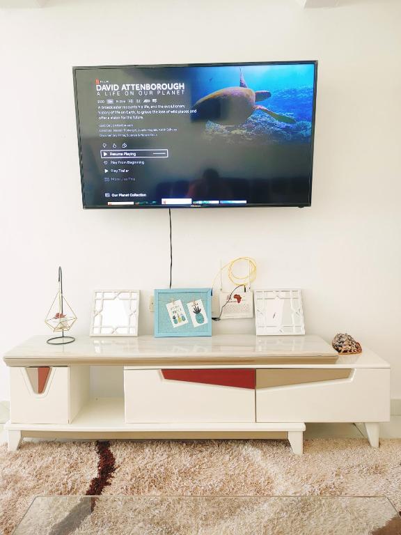 TV a/nebo společenská místnost v ubytování Sea la vie II