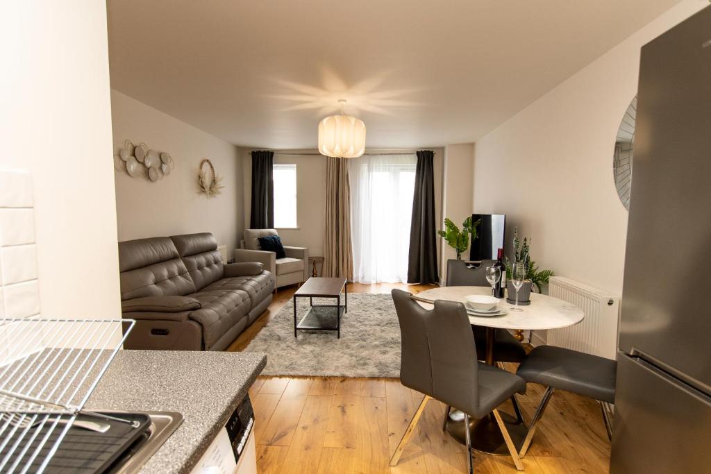 LUXURY 2 BED APARTMENT WOOLWICH - Housity
