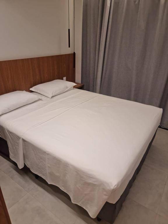 Postel nebo postele na pokoji v ubytování Salinas Premium Resort 1423 Smart