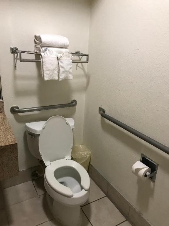 The Best Inn & Suites - King Room - Toegankelijk/niet Roken