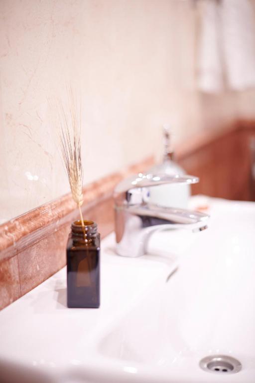 A bathroom at Apartamento La Calma, plaza de La Inmaculada, en el centro de León