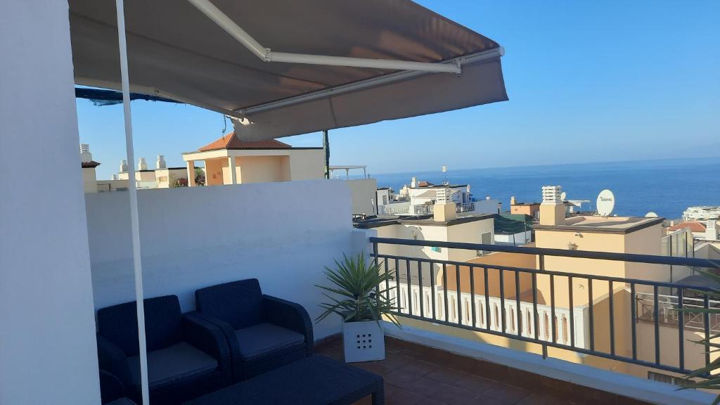 Balkón alebo terasa v ubytovaní Penthouse Apartment With Ocean View