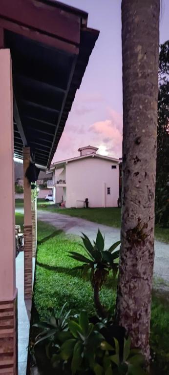 Residencial Caramujo - Maison 2 Chambres