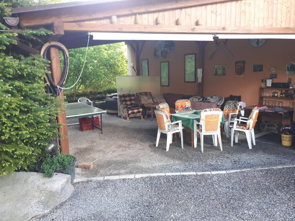 Fotografie z fotogalerie ubytování Chalupa, 3x apartmány, 11 lůžek. v destinaci Sedlec