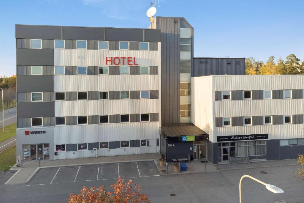 Sure Hotel by Best Western Spånga - отзывы и видео