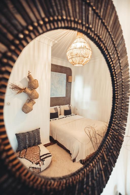 Postel nebo postele na pokoji v ubytování Riad Dar Elma And Spa