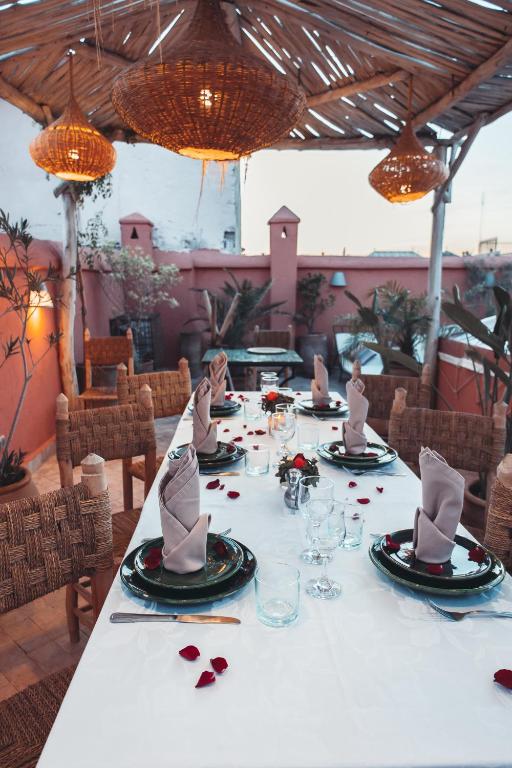 Nápoje v ubytování Riad Dar Elma And Spa