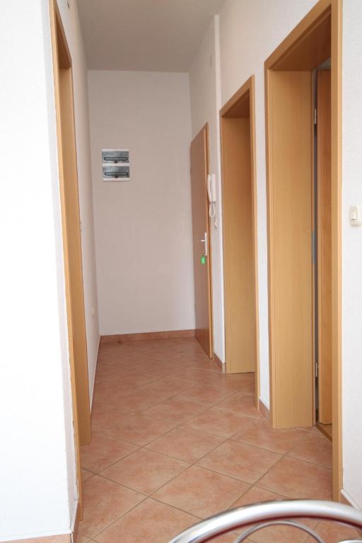 Zdjęcie z galerii obiektu Apartments with a parking space Pag - 6525 w mieście Pag
