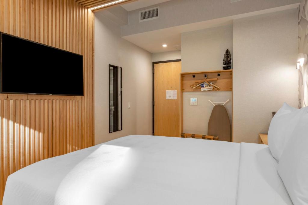 TV a/nebo společenská místnost v ubytování Best Western Plus Soho Hotel