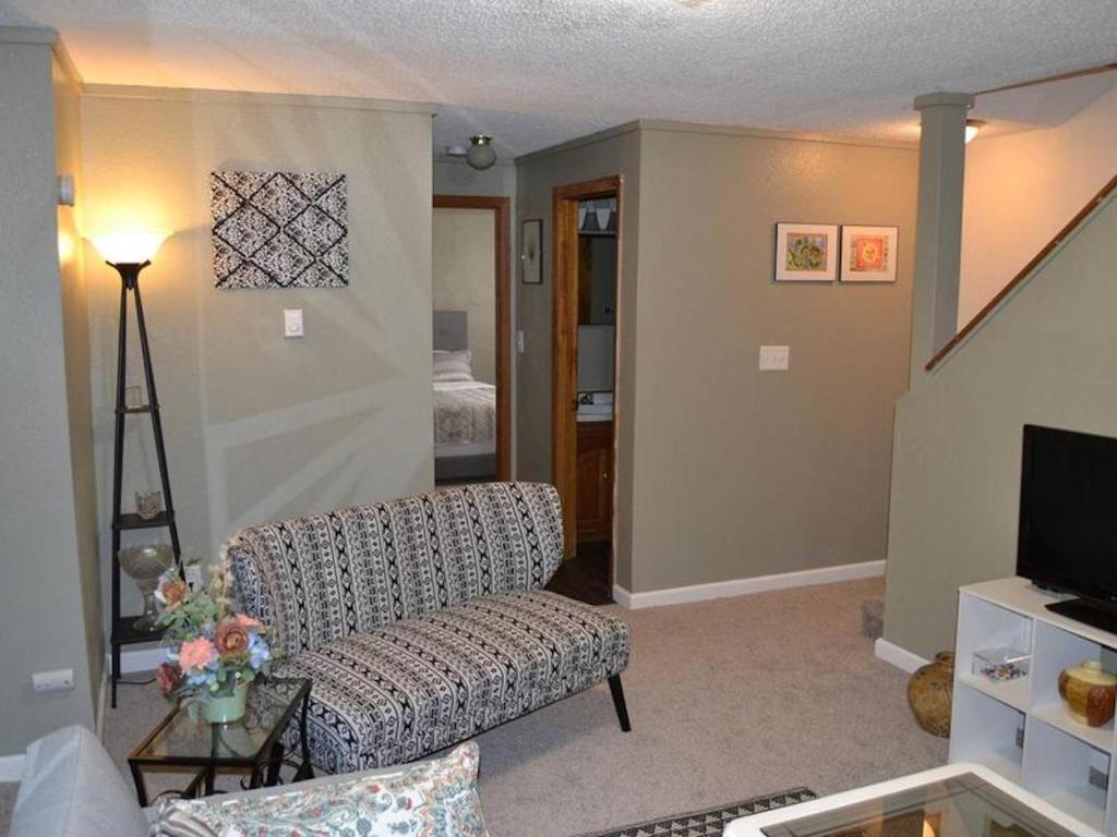 Apartment A Perfect Place in Grand Forks, USA