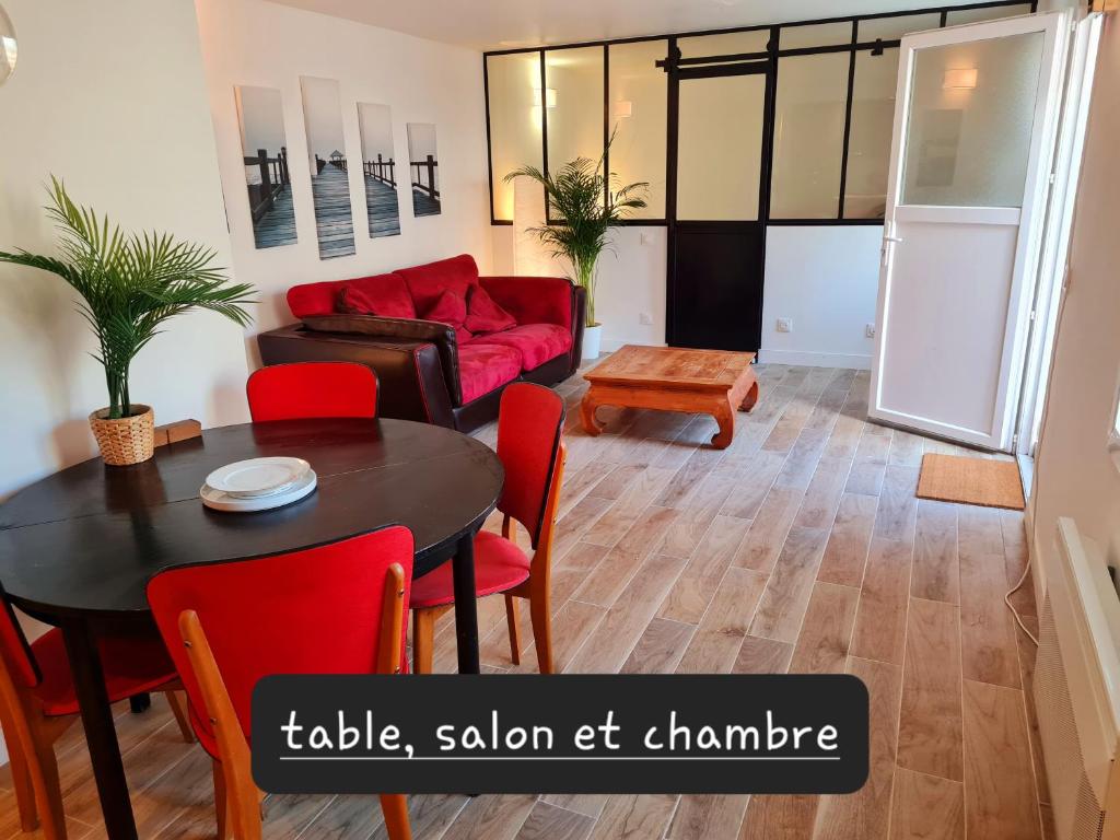 Fotografia z galérie ubytovania Appartement calme et pratique. v destinácii Tours