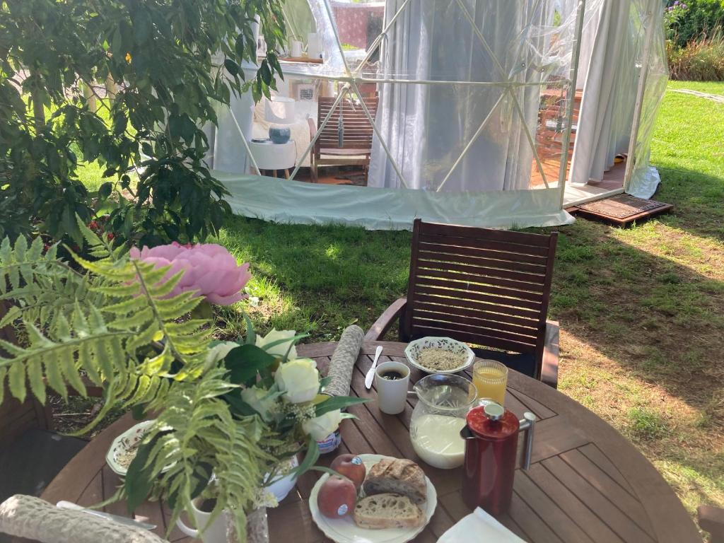 Flowerhaven - glamping dome - Resim 25
