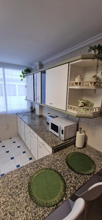 Kuchyň nebo kuchyňský kout v ubytování El Capricho de Ezcurdia - 6 pax - VUT-3878-AS