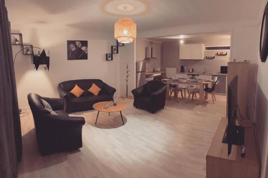 Fotografia z galérie ubytovania Nancy appartement en triplex plein centre v destinácii Nancy