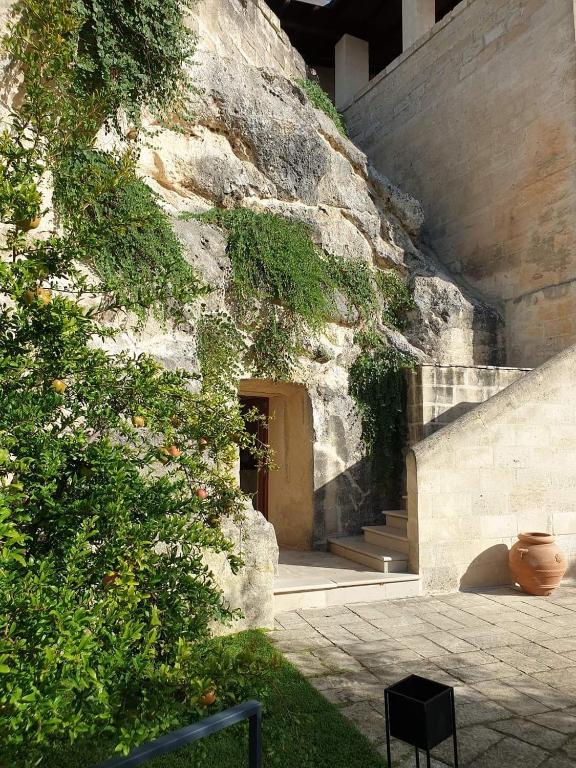 Ogród w obiekcie Residence Masseria Santa Lucia