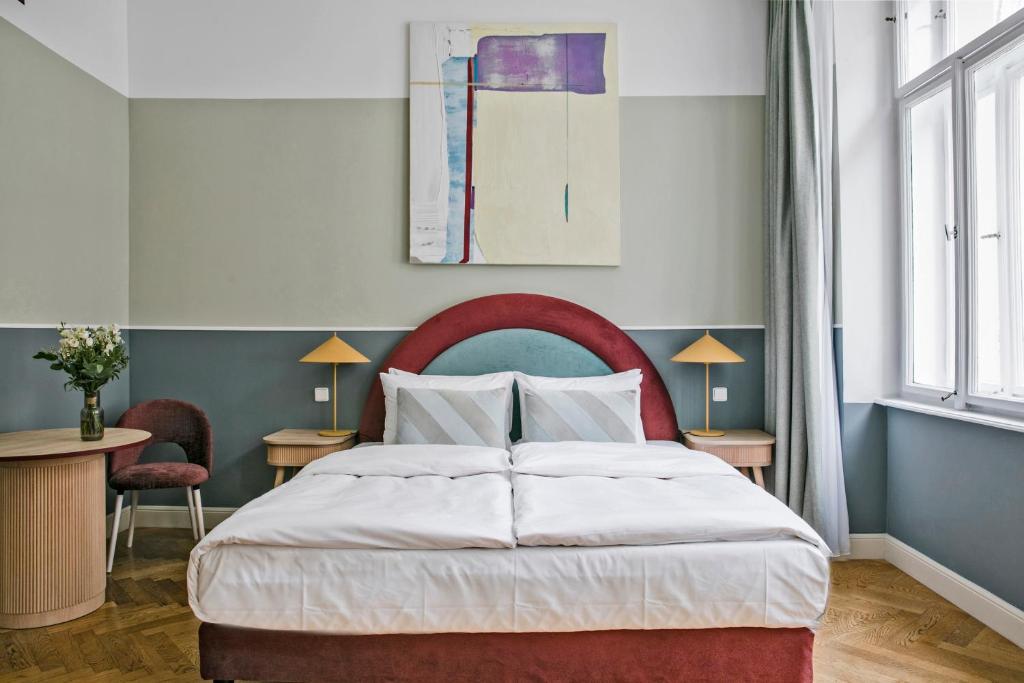 
Extra Large Studio with Kitchenette and Balcony
