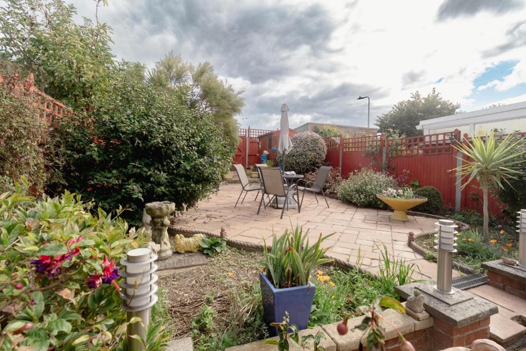 Gallery image of Palm Bay's Luxury Bungalow - Self Check In & Parking in Margate