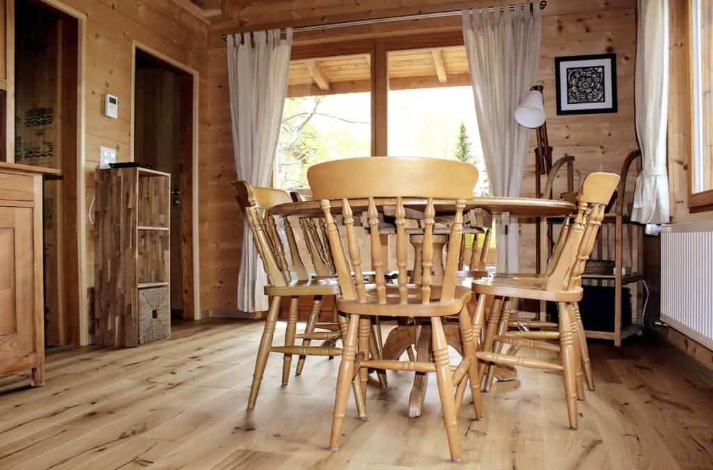 Fotografie z fotogalerie ubytování Chalet AS des Pics v destinaci Nendaz