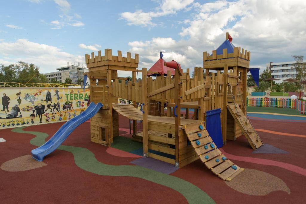 Herní místnost nebo prostor pro děti v ubytování Hotel Terra
