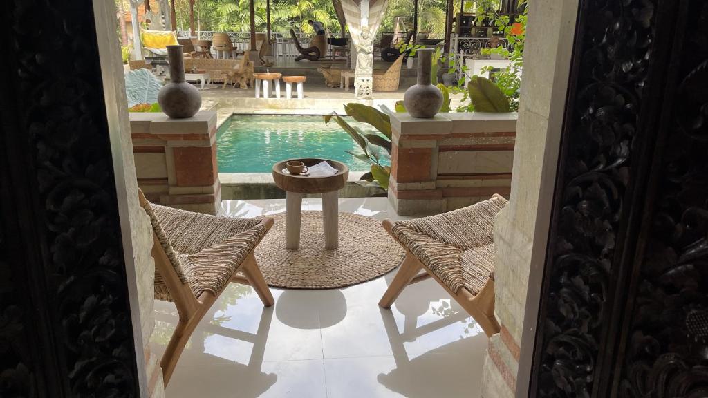 Bazén v ubytování Chakra Living Ubud nebo v jeho okolí