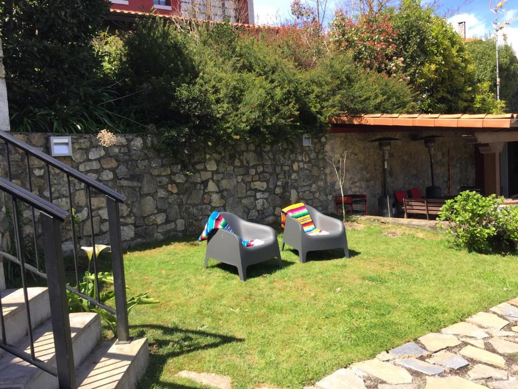 Zahrada ubytování Apartamentos El Hospital de Villahormes
