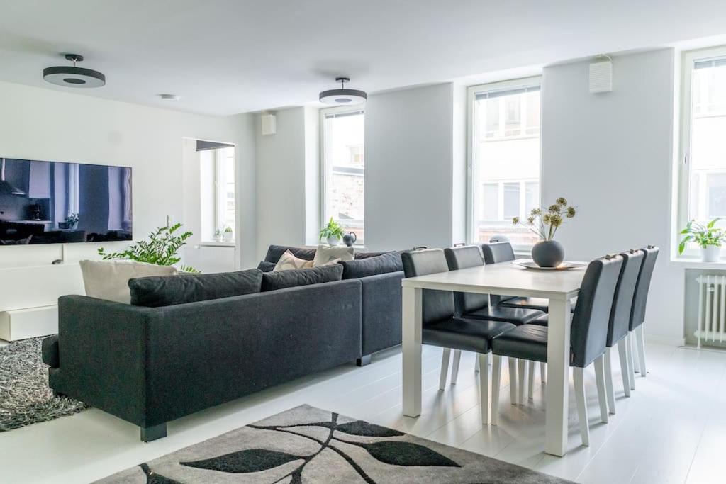 Spacious 1 BR with a central location