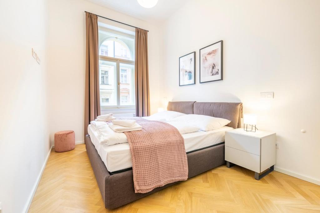 Petrin Tower Residence - Resim 16