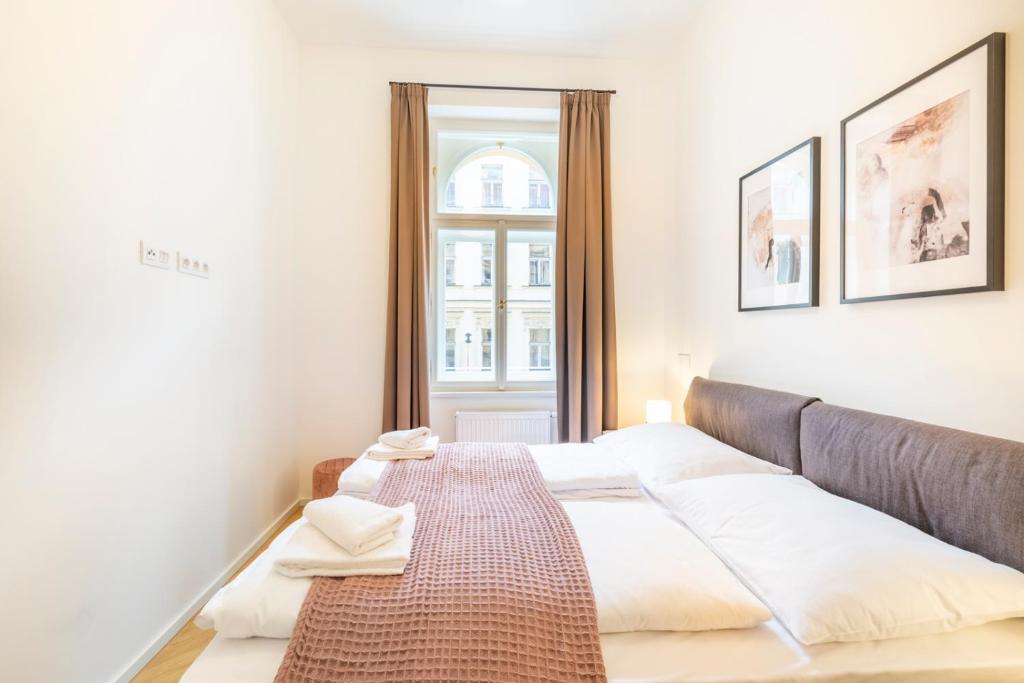 Petrin Tower Residence - Resim 12