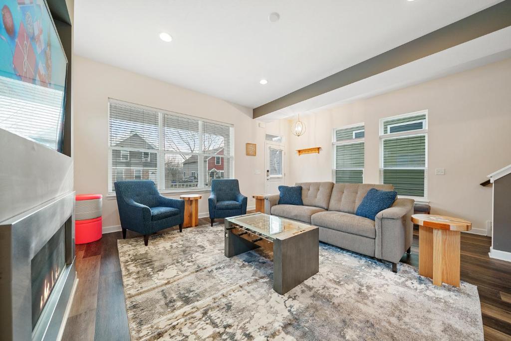 4302 Bailey Ave - Housity