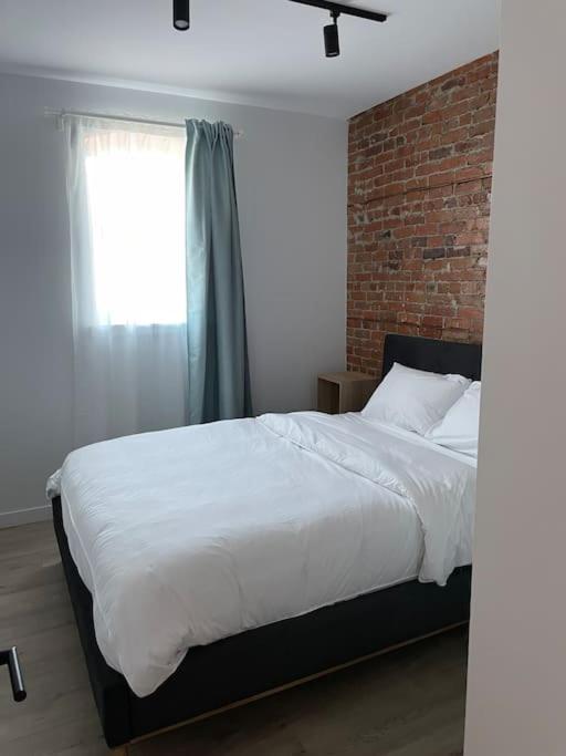 Postel nebo postele na pokoji v ubytování 871 shefford suite 207 3chambres