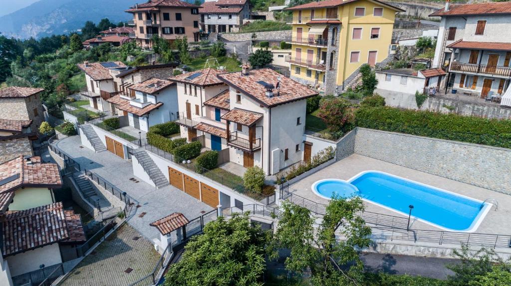 Iseo Lake Villa con vista lago e piscina - Three-Bedroom House