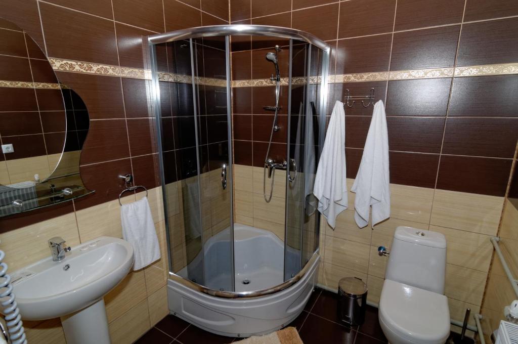 Koupelna v ubytování Pysanka Hotel