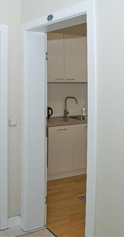 White Lotus Apartment - 8