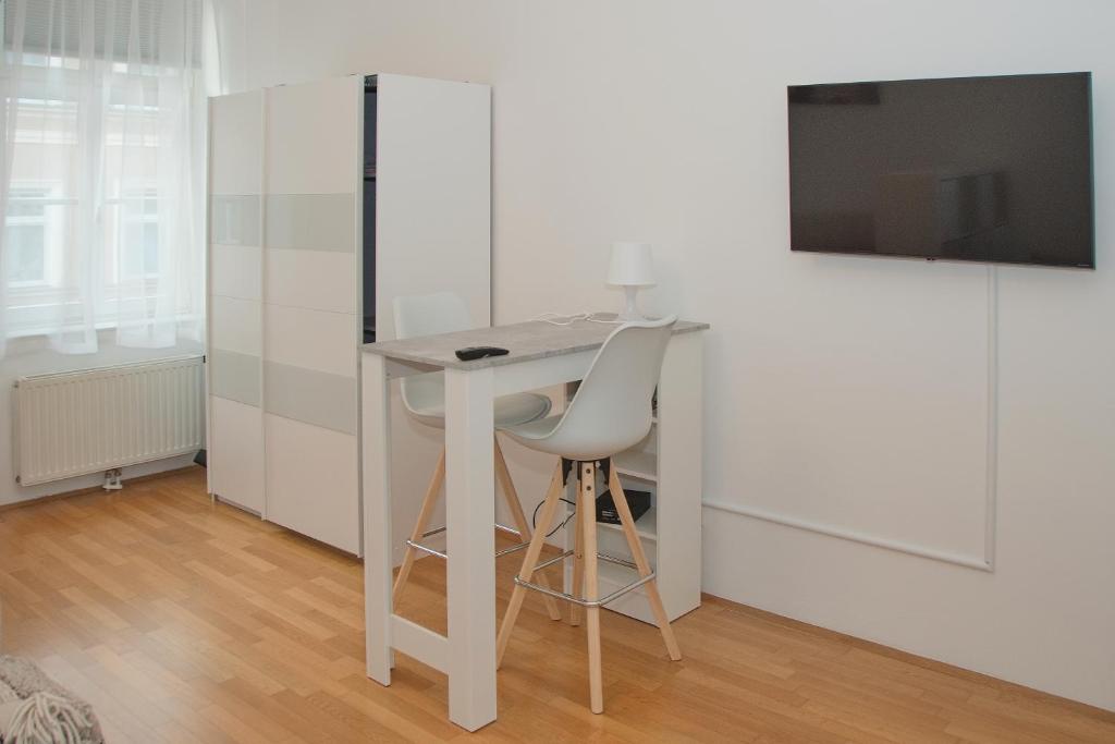 White Lotus Apartment - 3