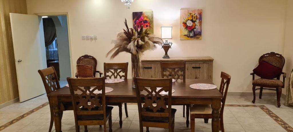Luxury holiday villas in Bahrain for Families - Three-Bedroom Villa